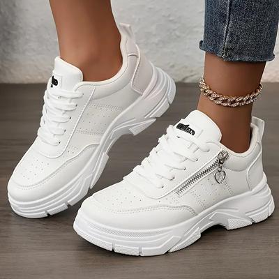 New Style White Sneakers for Autumn And Winter 2025, Breathable, with Hidden Height Increase, Versatile, High Thick Sole, Suitable for Students
