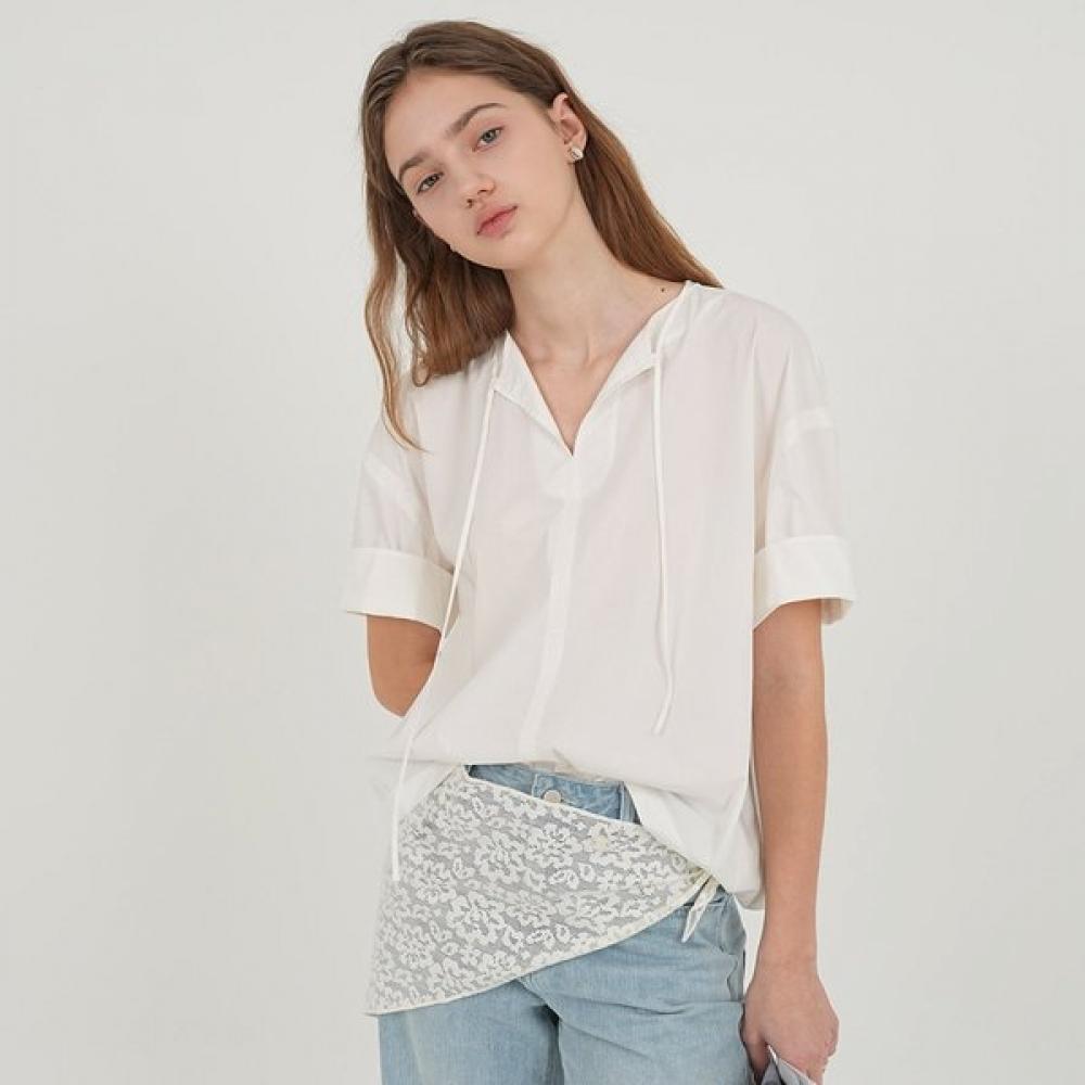 On On Neck Slit String Blouse New5mb513 01