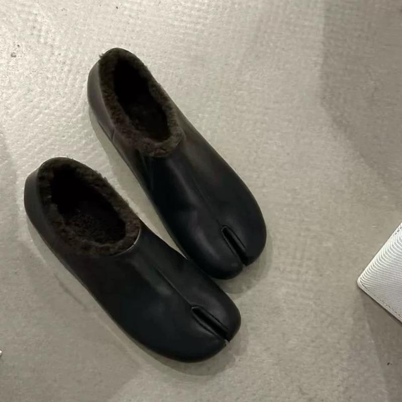 Cowhide Version~ Retro Niche Flat Shoes, One-pedal Pig's Trotters Split-toe Shoes, Women's Autumn and Winter Velvet Single Shoes, Small Leather Shoes