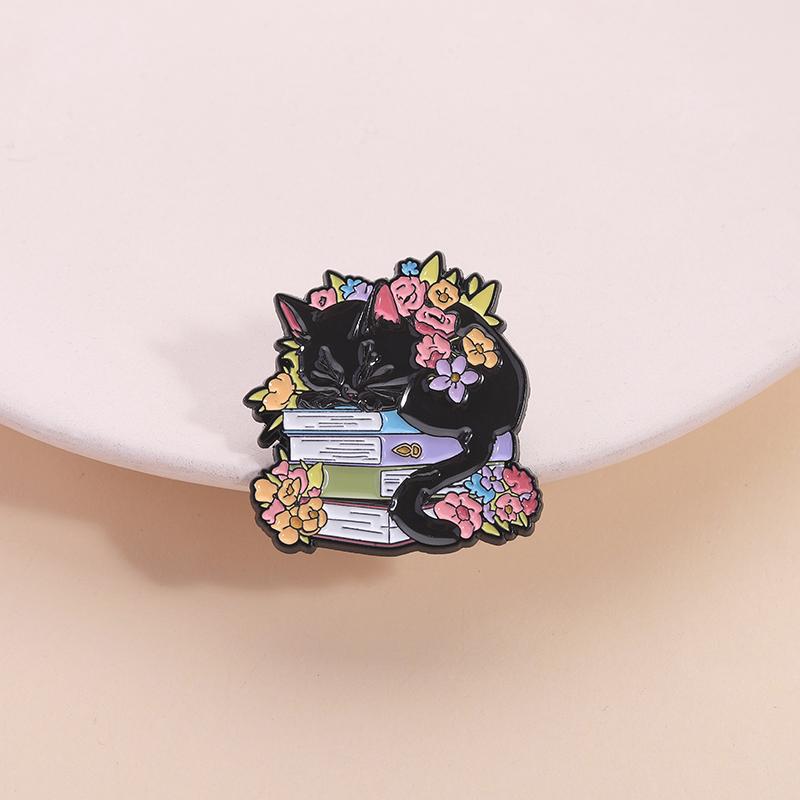 Sleeping Cat on Books Enamel Pin Cute Black Cat Reading Floral Book Lover Brooch Lapel Backpack Badge Jewelry Gift for Friends