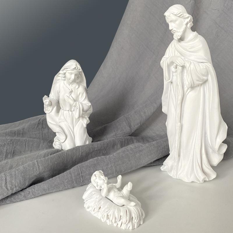 Resin Handicrafts Simulated Human Figure Sculpture Family of Three Christmas Birth of Jesus Decorative Figurines Home Decoration
