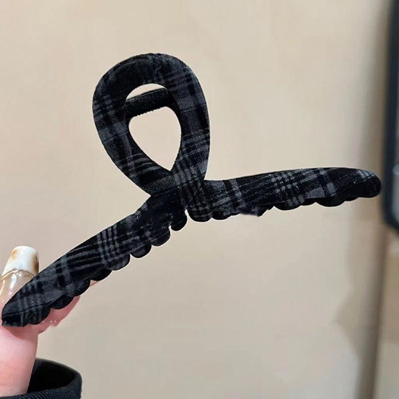 Korean Large Hair Clip For Women Acrylic Grab Plaid Plush Hair Claw Irregular Shark Clips Daily Trendy Hair Accessories