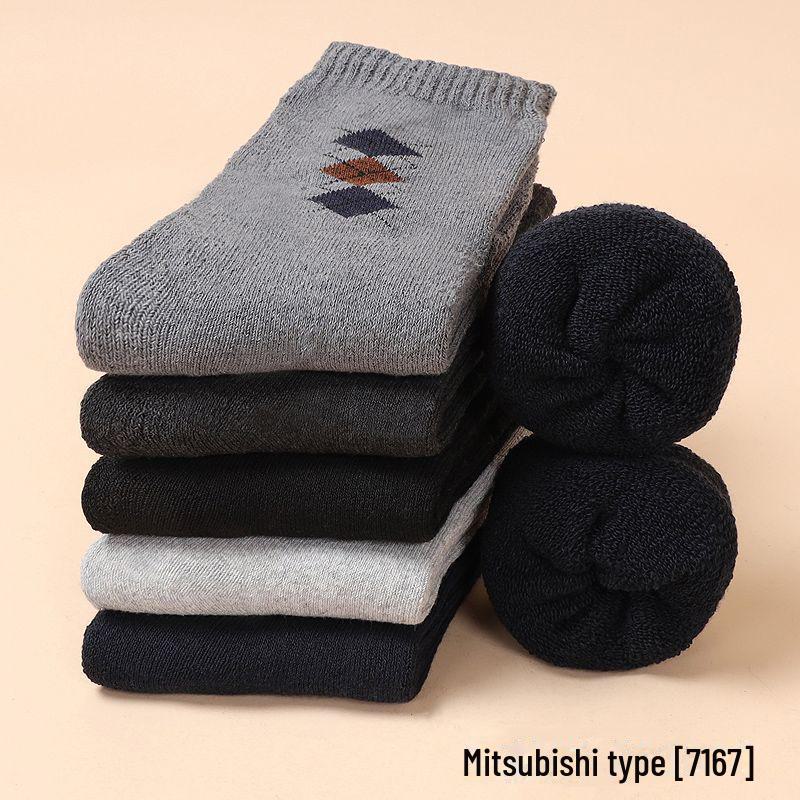 Men's Mid-Tube Velvet Thick Warm Socks (5-10 Pairs), Loose Totem Design for Autumn and Winter