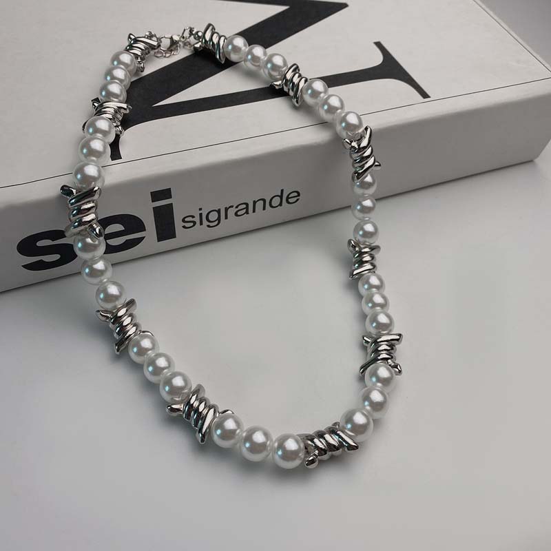 Punk Imitation Pearl Thorns Chain Necklace For Men Women Hip Hop Gothic Metal Barbed Wire Little Thorn Necklace Jewelry Gifts