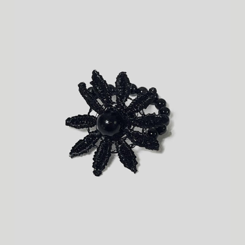 Still Lethardy FLOWER LAYERED RING