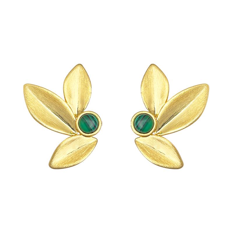 Ohrstecker aus 18 Karat Gold mit matt gebürstetem Blatt - Minimalistisches Design für leichten Luxus