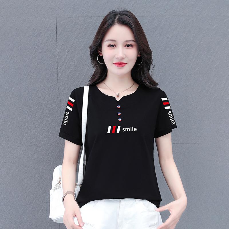 Women's V-Neck Cotton T-Shirt: 2025 Summer Fashion for Middle-Aged Mothers - Stylish, Short-Sleeved, and Hot-Selling.