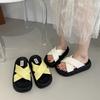 French Outer Wear Small Fragrant Wind Thick Bottom Slippers Women 2025 Summer New Internet Celebrity Fashion Versatile Beach Sandals