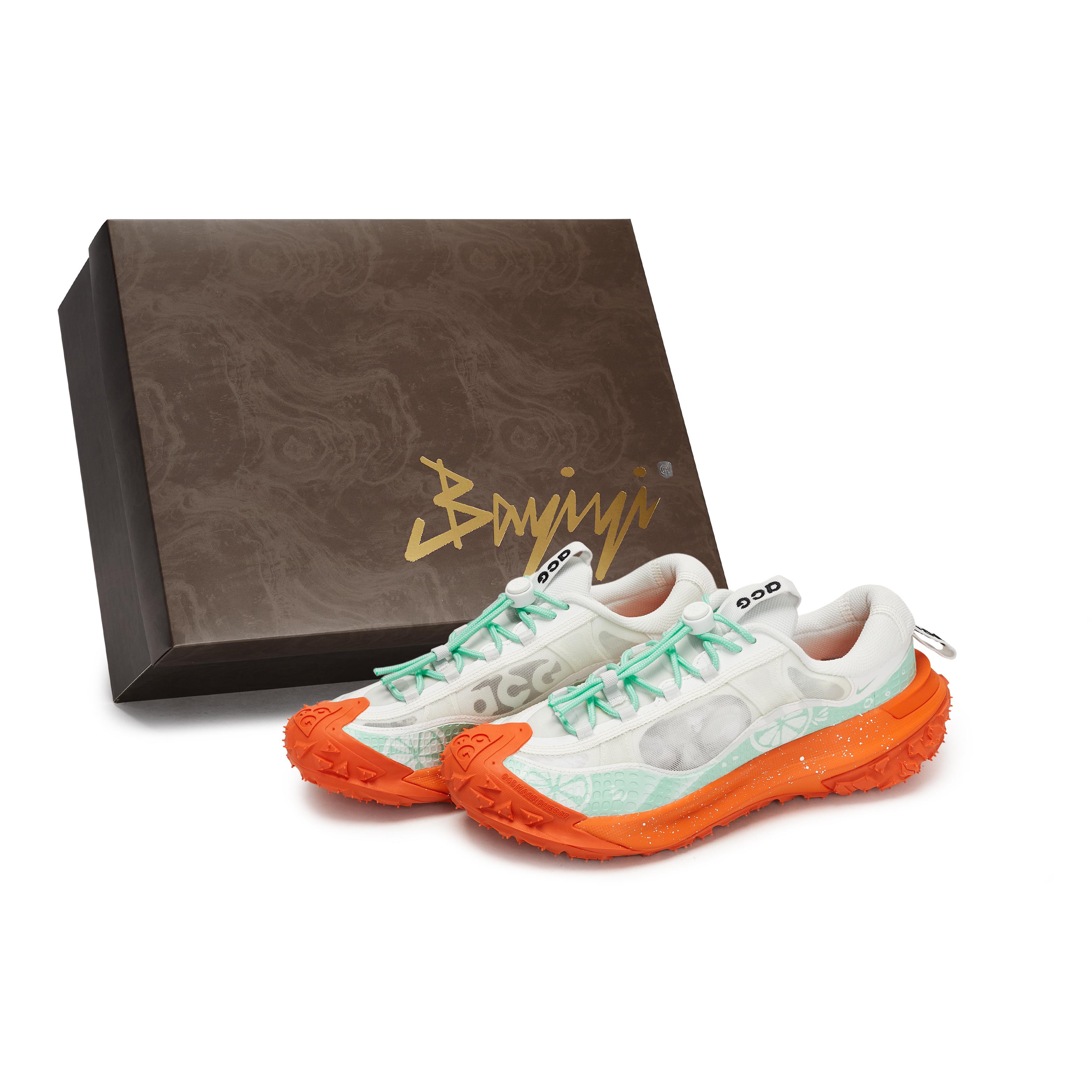 Nike ACG Mountain Fly 2 Orange