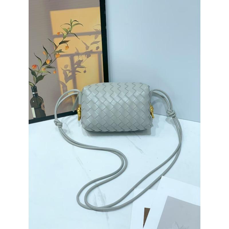 New wind braided camera bag, metal node braided small square bag, niche soft leather single shoulder messenger women's bag