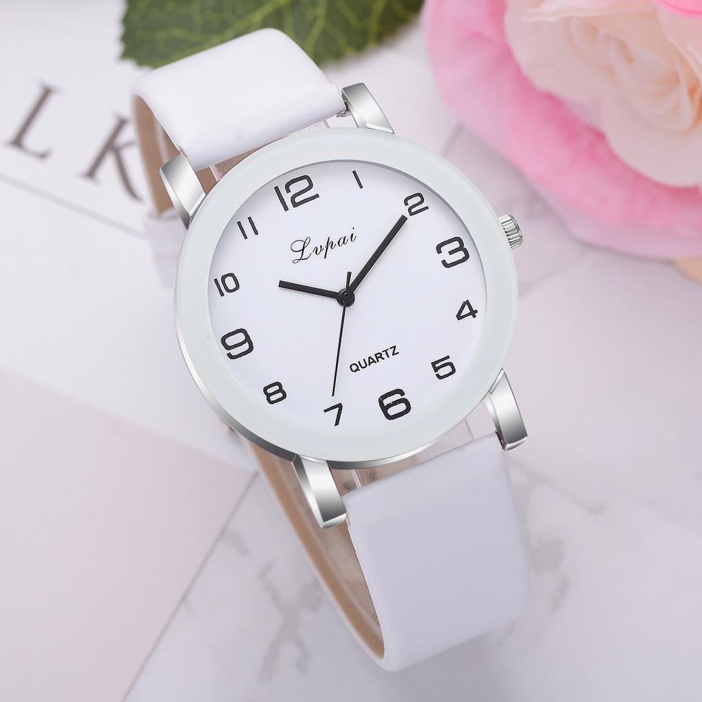 Fashion Simple Leather Watch Women Analog Quartz Wrist Watches