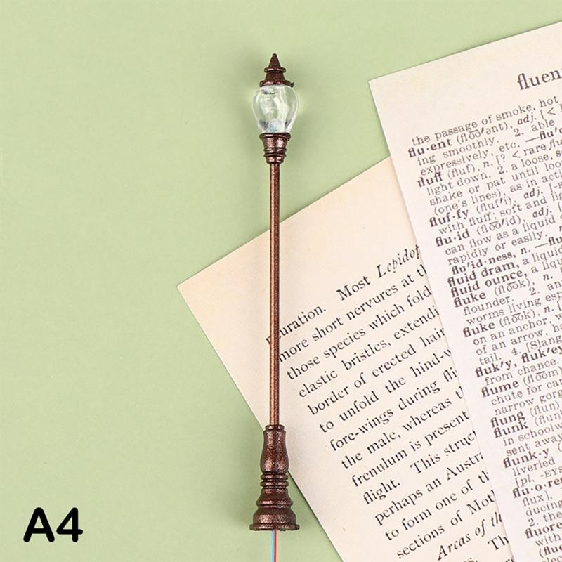 Christmas Village 1:87 Mini Street Light Model Miniature Post Light Train Lamps Street Lamps for Mini Landscape