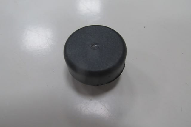 Radio Button for Mercedes E-Class W124 1985-1993 Oem A0038205586P1