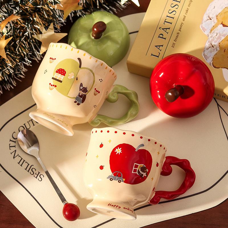 Narozeninový dárek, vánoční jablečný pohár, dívčí keramický hrnek vysoké hodnoty s víčkem, suvenýr pro přítelkyni