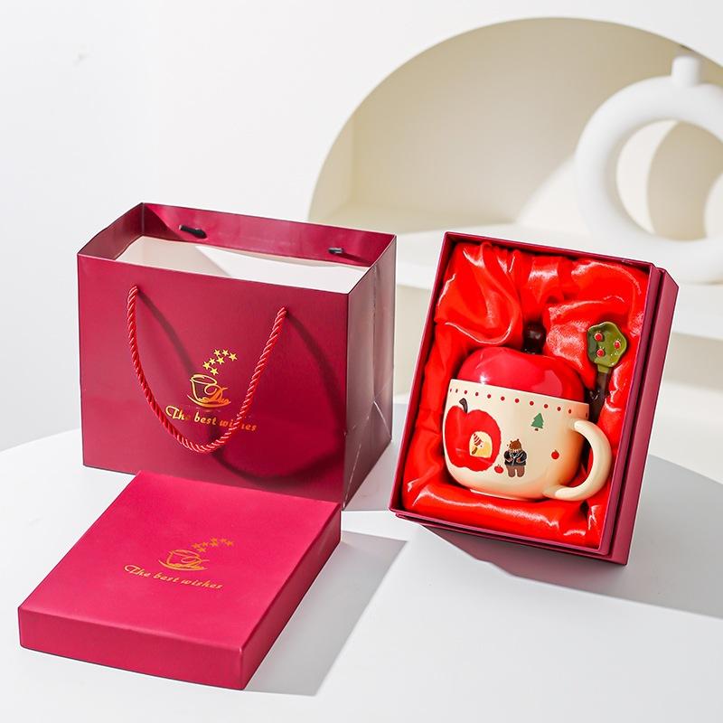 New Year Gift Gifts From Friends Elders Retro Apple Cup with Lid with Spoon Mug Gift Box for Best Friend Birthday Gift