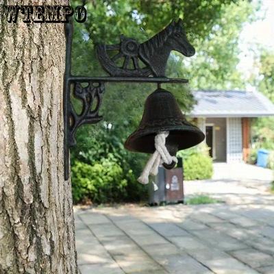 Iron Horse Head Shaped Doorbell Retro Hand-Cranked Decor Door Hanging Bell for Home Yard Garden Farm Housewarming Christmas Welcome Decoration