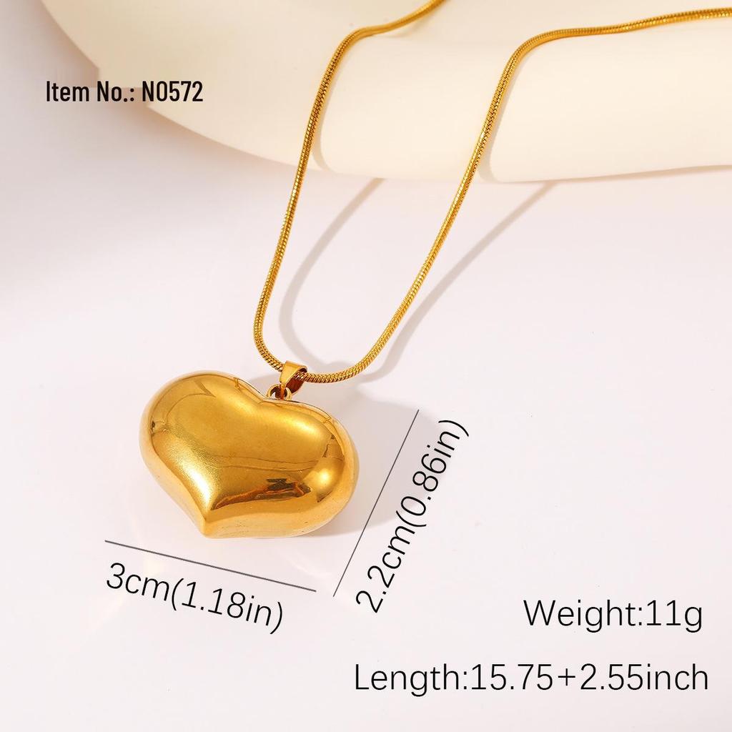 Minimalist Stainless Steel Necklace – Unisex Heart Pendant with Peach Texture On Titanium Steel Clavicle Chain