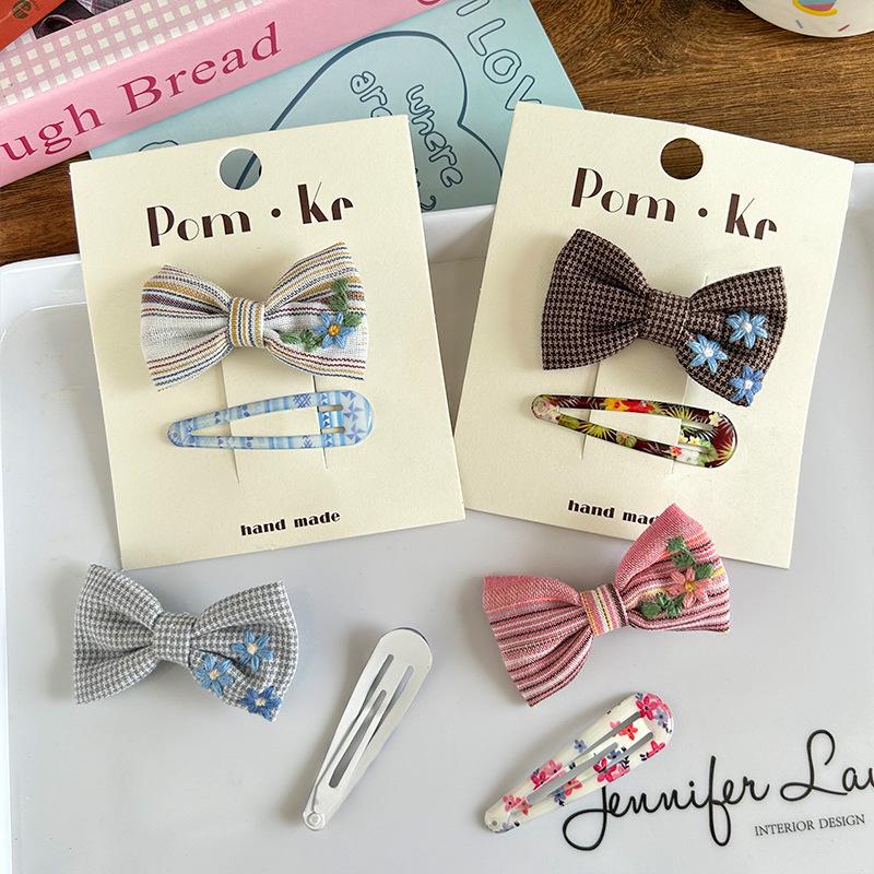 Haarspange Haarnadel im koreanischen Stil mit Karomuster und Blume