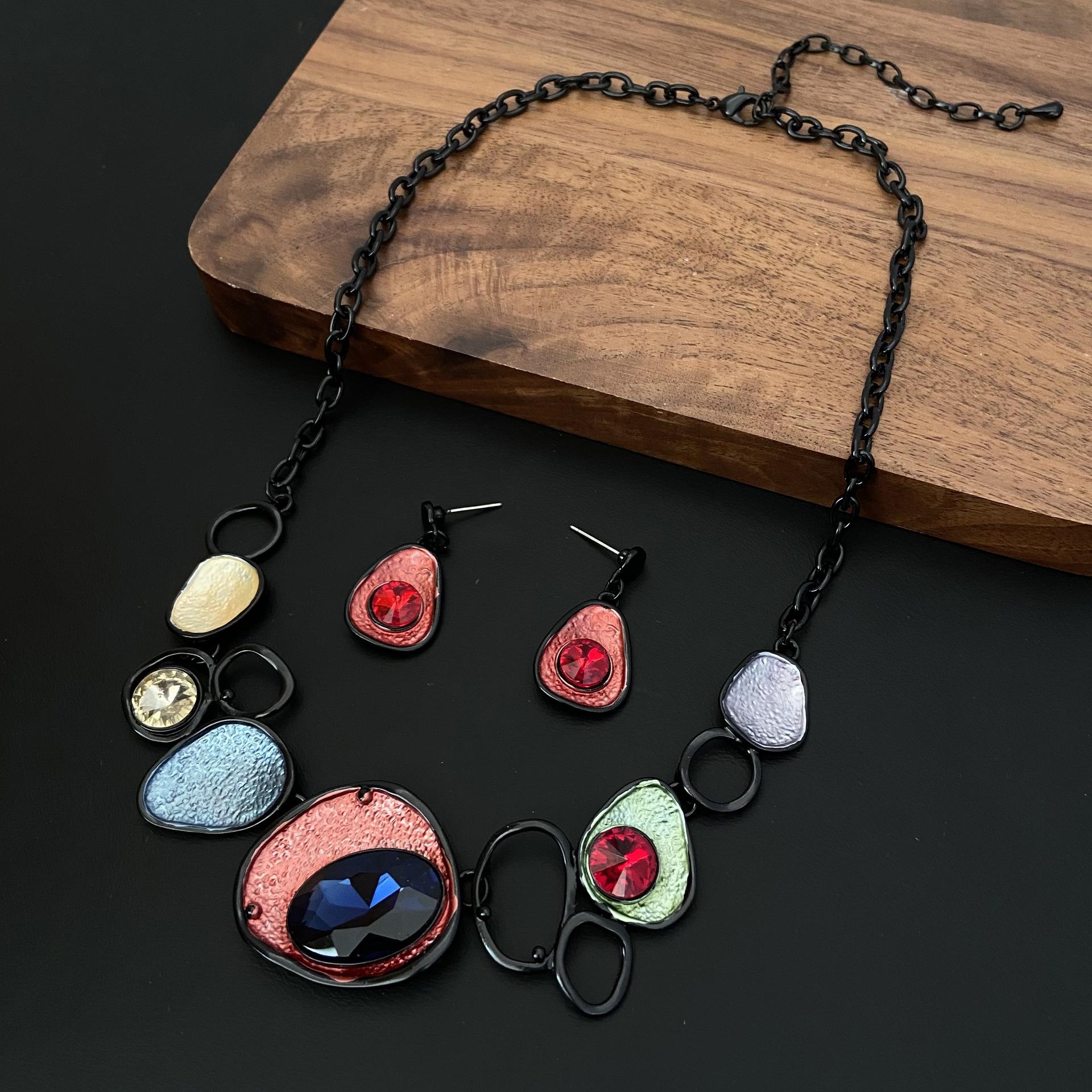 

Цветная живопись маслом неправильный овальный набор ожерелья и серег модный с высоким чувством женский набор подарок