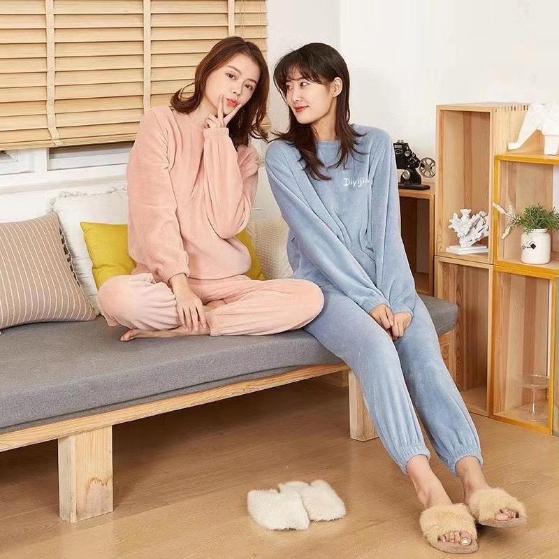 Women's Cozy Coral Fleece Pants and Jacket Set - Slim & Loose Fit for Home or Outdoor Wear