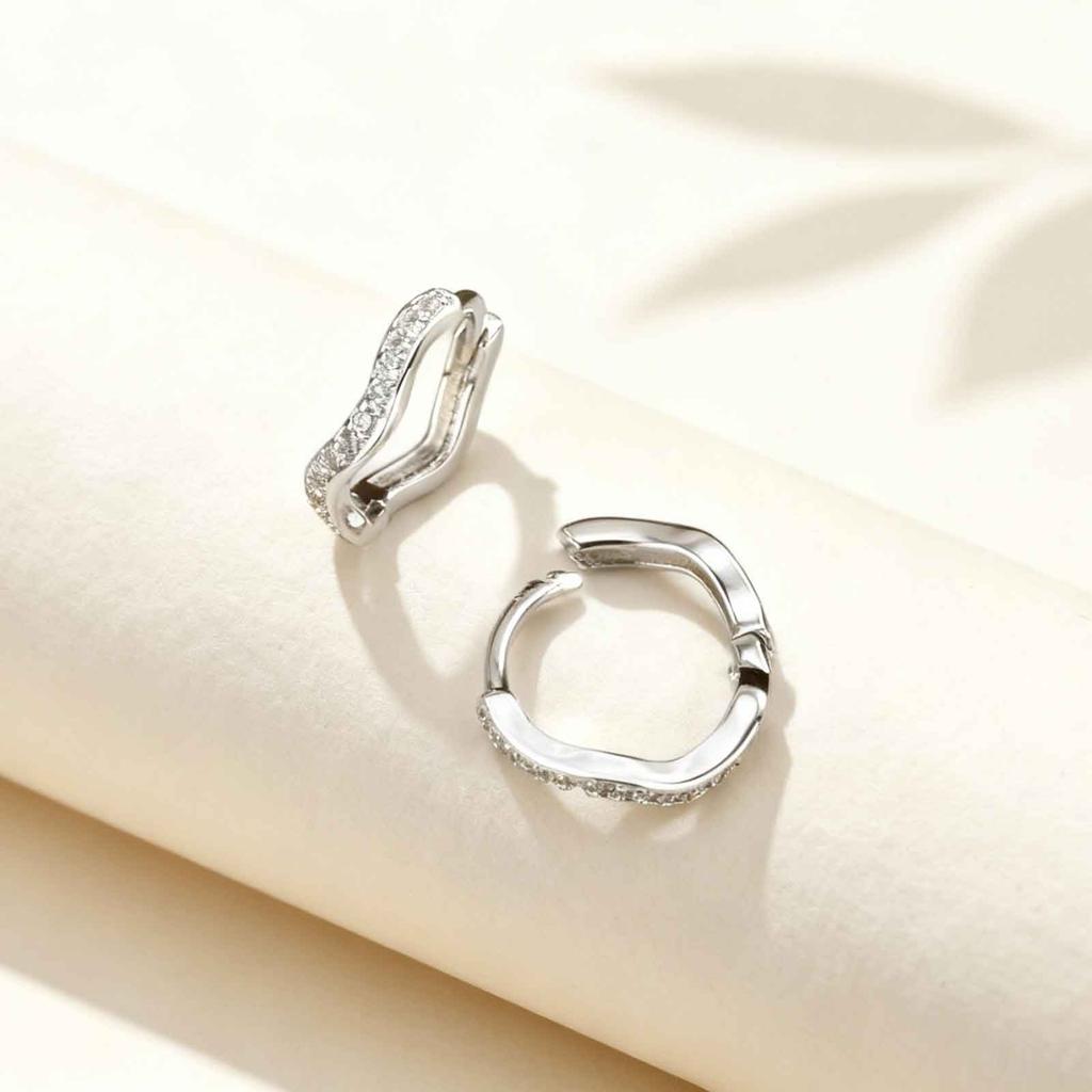 Chic Zircon Wave Earrings for Women,Silver Color Geometric Heart Shape Hoop Earrings,Elegant Party Jewelry Gifts