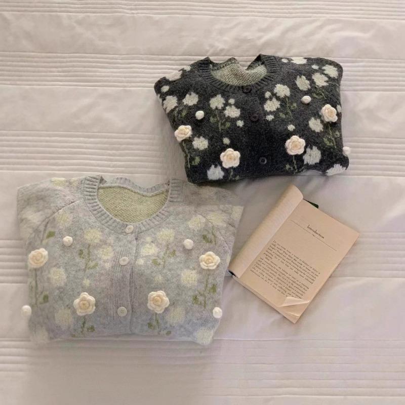 Gentle three-dimensional flower soft waxy sweater jacket women's autumn and winter new loose crew neck sweater vest knitted cardigan women