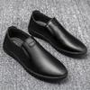 Autumn men's leather shoes casual flat men's shoes men's soft-faced business casual breathable shoes