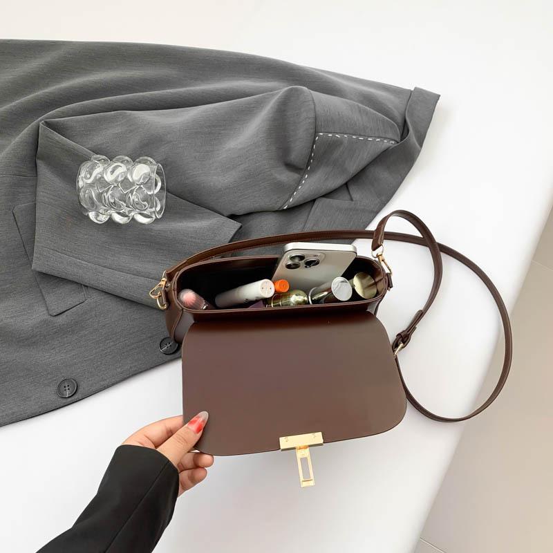 Premium sense retro underarm bag women's 2025 new fashion commuter shoulder small square bag versatile foreign style oblique span bag