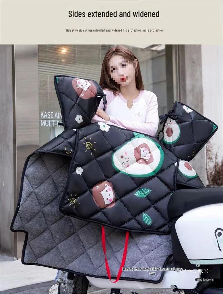 Motorcycle & Tricycle Winter Windshield with Fleece - Cold & Water Resistant Violent Bear Model