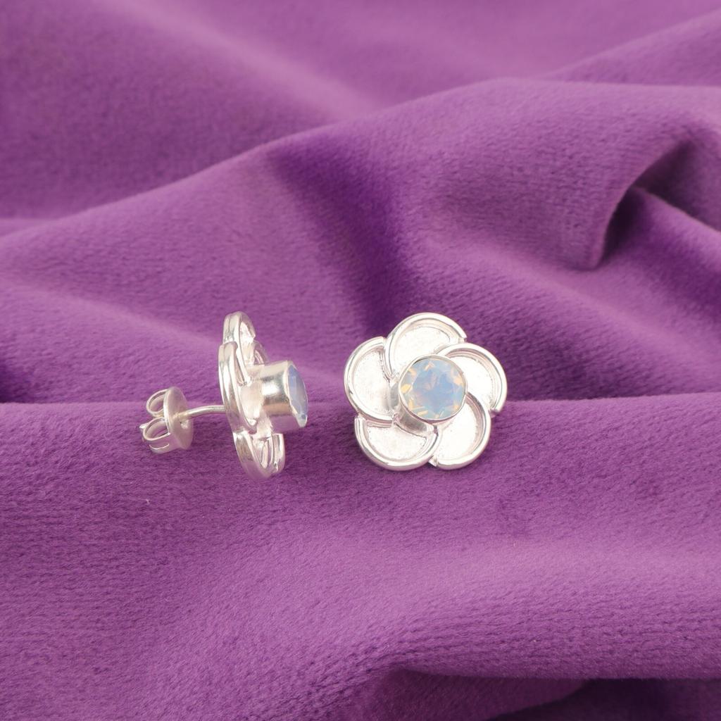 Natural Milky Opal Sterling Silver Mother Gift Stud Post Push Back New Earrings EE-157-15