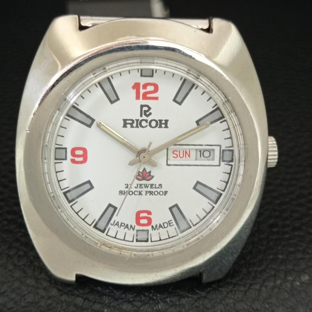 AUTOMATIC VINTAGE RICOH R31 JAPAN MENS WHITE COLOR DIAL WATCH A707737-1