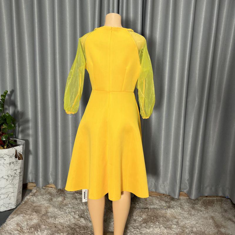 Damen Taillenbetonendes A-Linien-Kleid mit Puff- und Dreiviertelärmeln - Modisch und Bequem