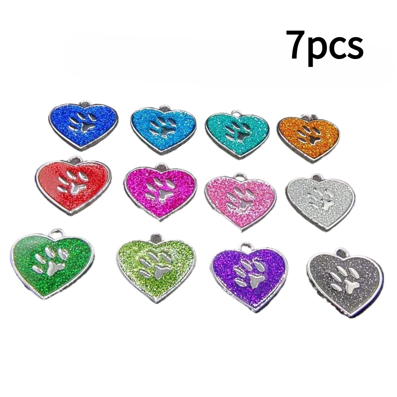 

7 шт. Жетоны для идентификации питомцев в форме сердца из цинкового сплава с блестящим отпечатком лапы - Красочные милые именные таблички для ошейников собак и кошек, машинная стирка