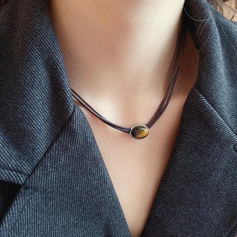 Retro Tiger Eye & Pearl Clavicle Necklace - Autumn/Winter Y2K Style