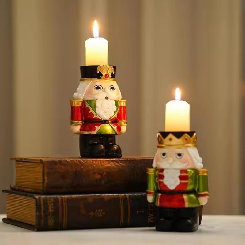 Mini Decorative Christmas Nutcracker Resin Painted Crafts Home Decor Candlelight Dinner Candlestick Stand Candle Holder