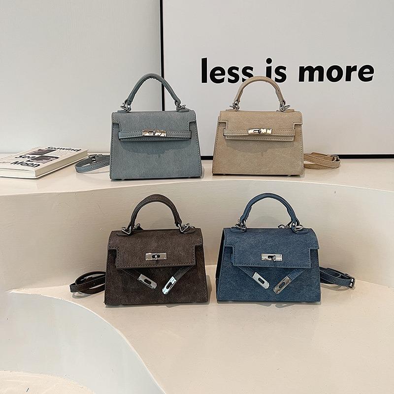 2026 Spring New Hand Carry Kelly Bag Women's Retro Shoulder Messenger Bag Fashion Small Square Bag