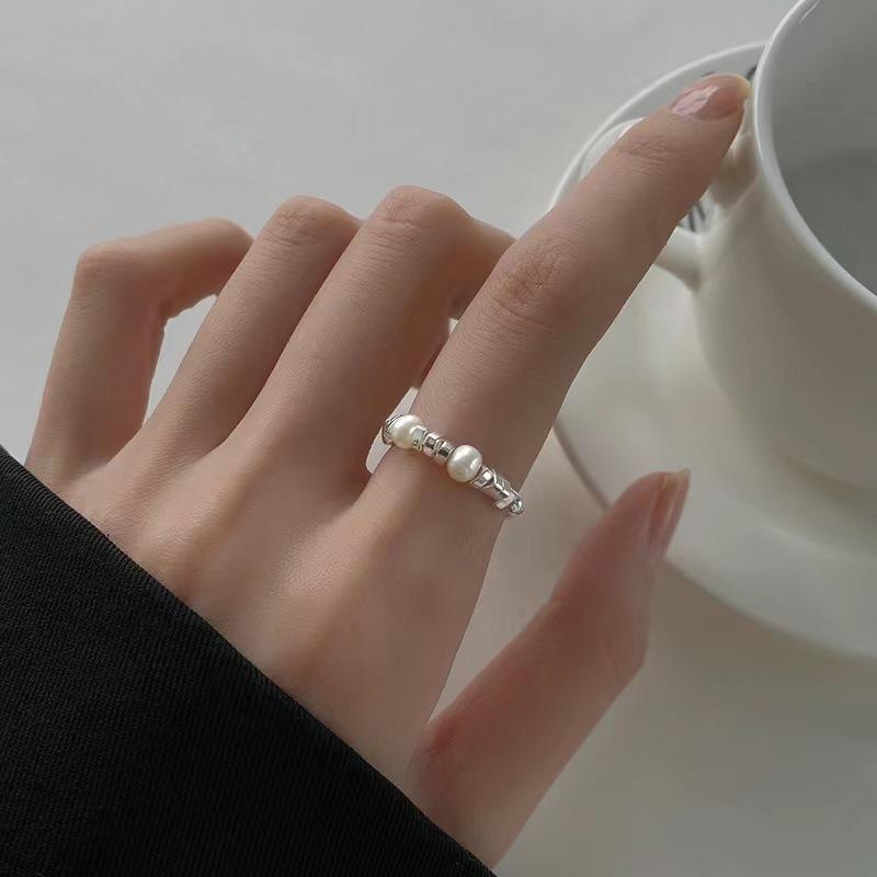 Crushed Silver Pearl Ring 2024: Trendy, Cool, High-End Niche Design with a Light Luxury Feel for Index Finger.