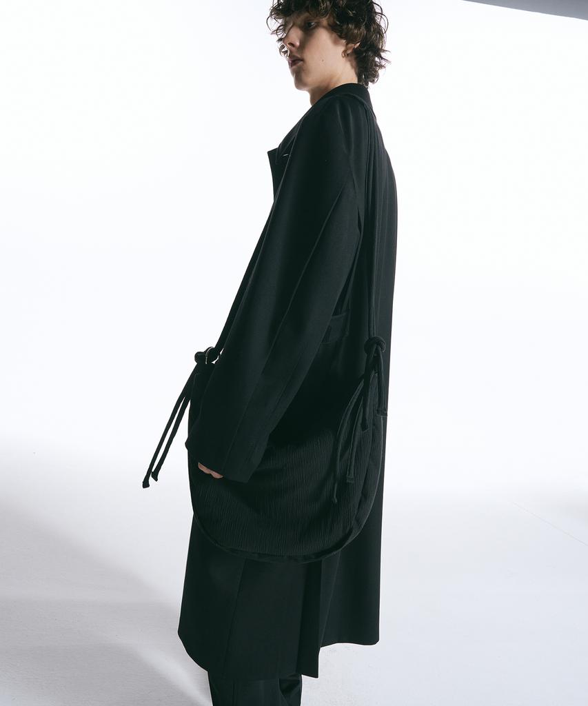 Insilence Back Flap Balmacaan Coat Black