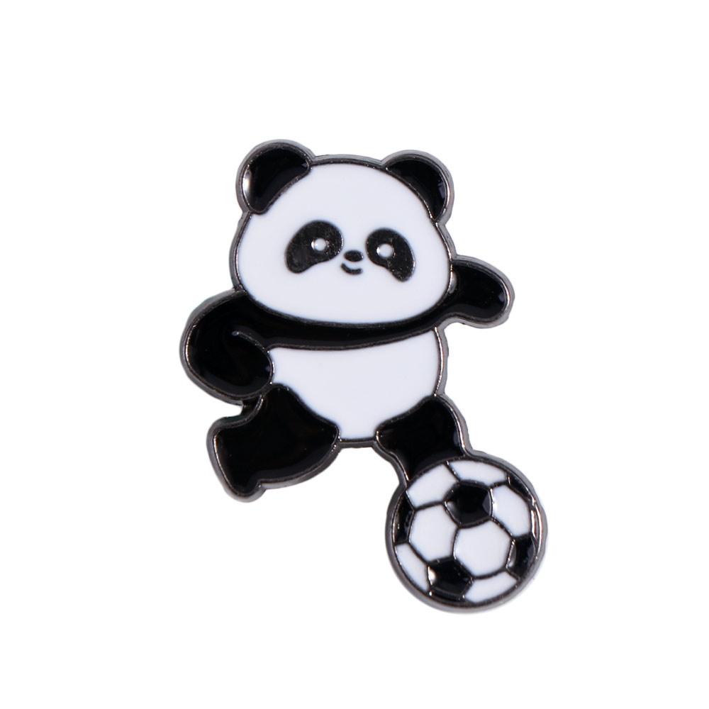 Zinc Alloy Panda Athlete Enamel Pins Trinket Craft Panda Skateboard Brooch Personality Jewelry Giant Panda Shape Badge Hat Badge