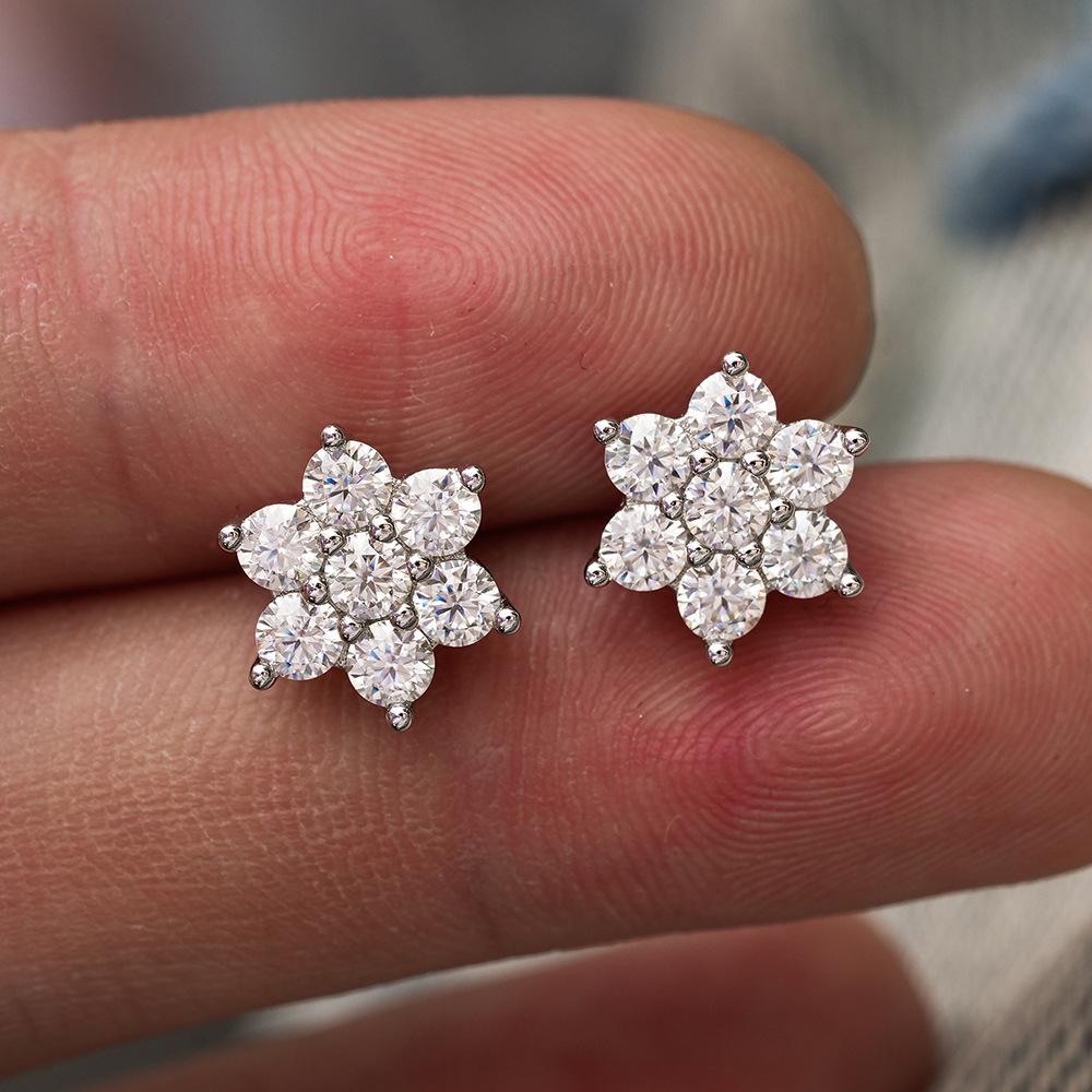 925 Sterling Silver Moissanite Stud Earrings - Unisex Fashion Round D Color
