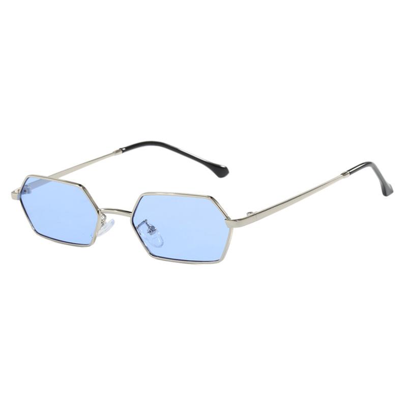 New Polygonal Sunglasses Retro Metal Frame Women Fashion UV400 Protection Street Photography Accessory