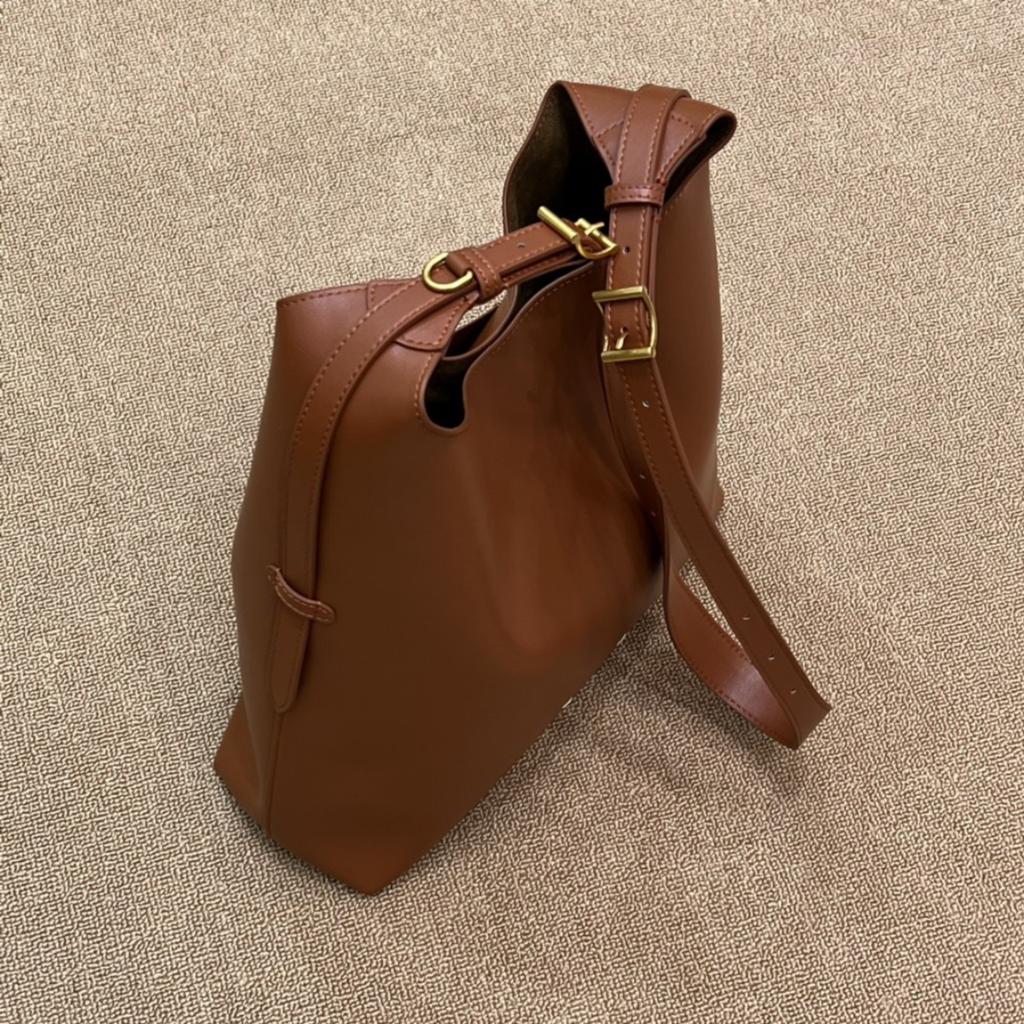 2025 N+ew casual shoulder bag leather women's bag large capacity tote bag simple trend cross-body bag source factory