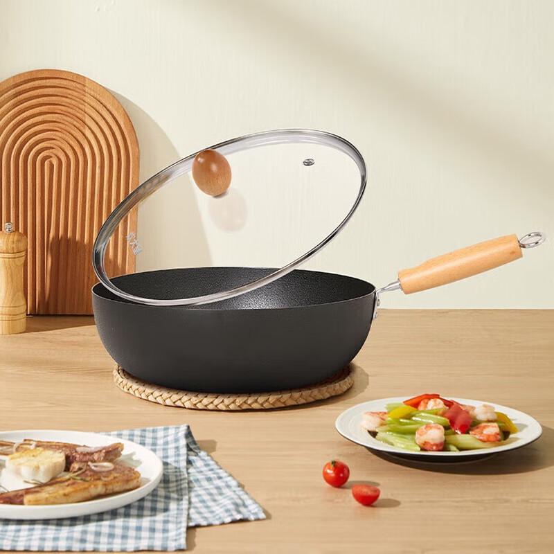 Chuidahuang 28cm Nitrided Flat-Bottom Iron Wok