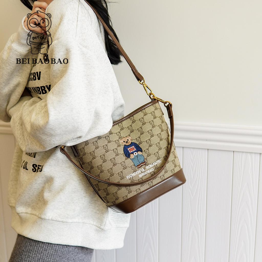 Bestickte Bären Mutter und Sohn Tasche kleine Freizeit Umhängetasche schlichte feminine Umhängetasche neue Mode
