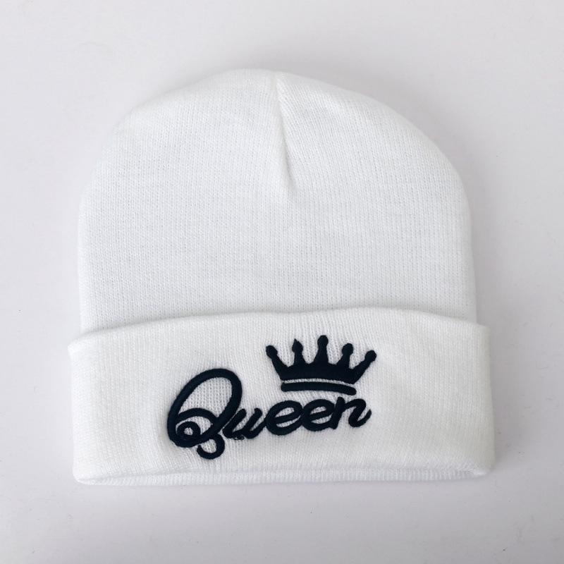 Autumn and Winter Warm Knitted Pullover Hat Men's and Women's Versatile Age-reducing Wool Hat Age-reducing Knitted Hat