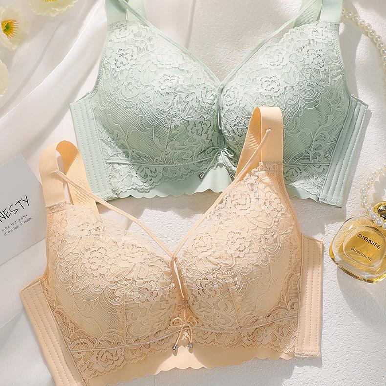 Adjustable Underwear for Women In Summer with A Collection Breasts To Prevent Sagging A Gathering Bra and A Thin Bra