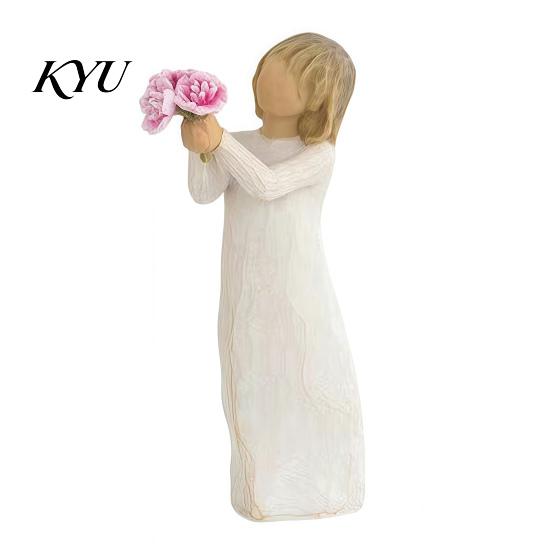 Resin Flower Girl Statue Holding Bouquet Figurine, Faceless Lady Statue, Romantic Desktop Ornament for Hand Carved Portrait Sculpture Living