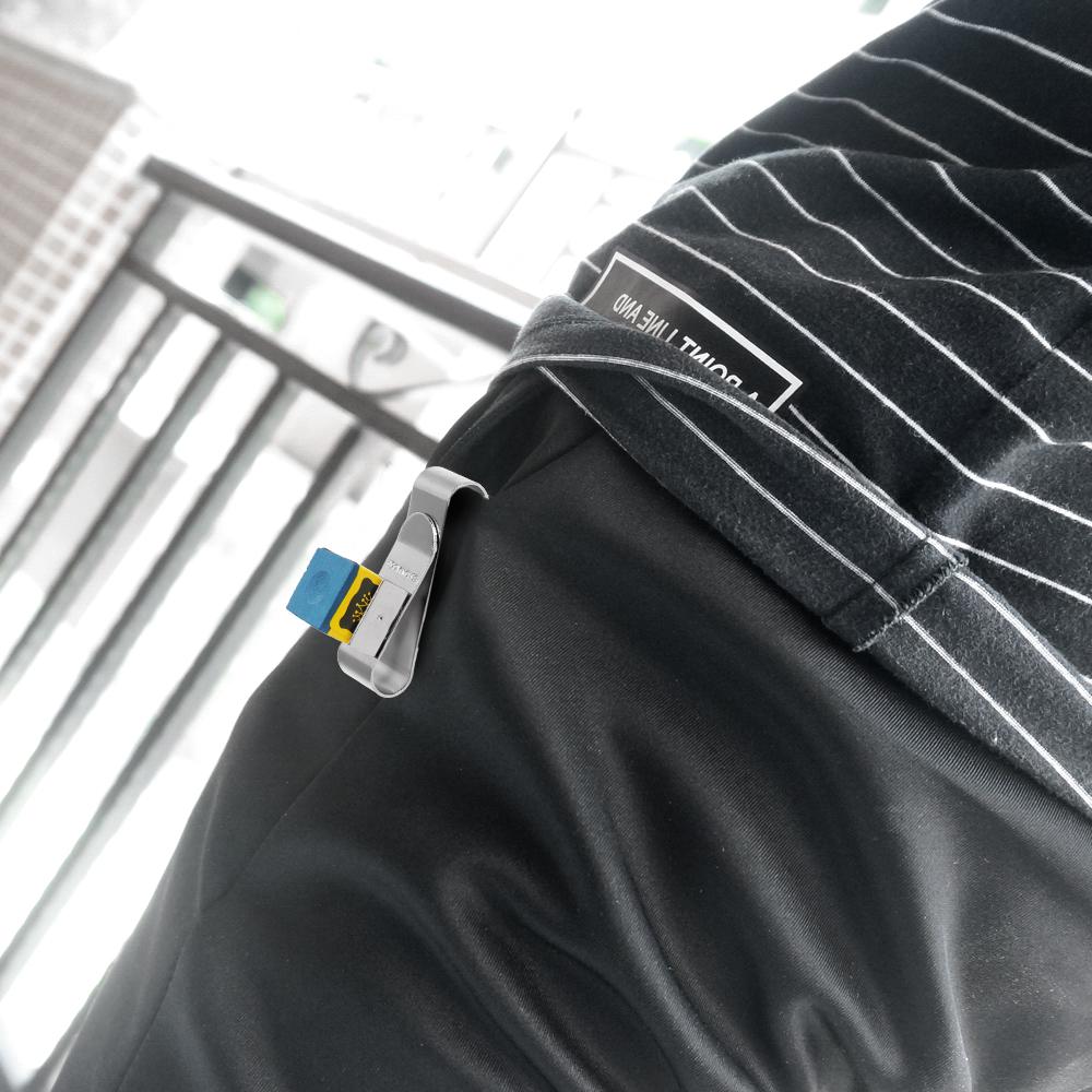 Stainless Steel Cue Chalk Clip Snooker Billiards Chalk Holder Pool Cue Magnetic Chalk Holder with