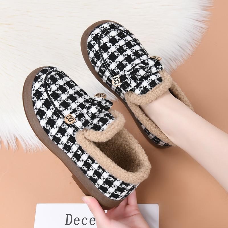 Processing custom winter new old Beijing cloth shoes women's cotton shoes middle-aged and elderly piled thickened warm mother shoes cotton boots