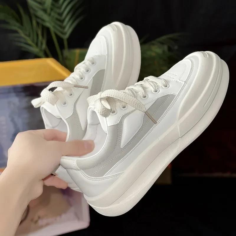 

2024 Новая мужская повседневная спортивная обувь Толстая подошва Обувь для скейтборда Инсказуал Гонконгский стиль Лесная система Оригинальная Дышащая Летняя 44 белый